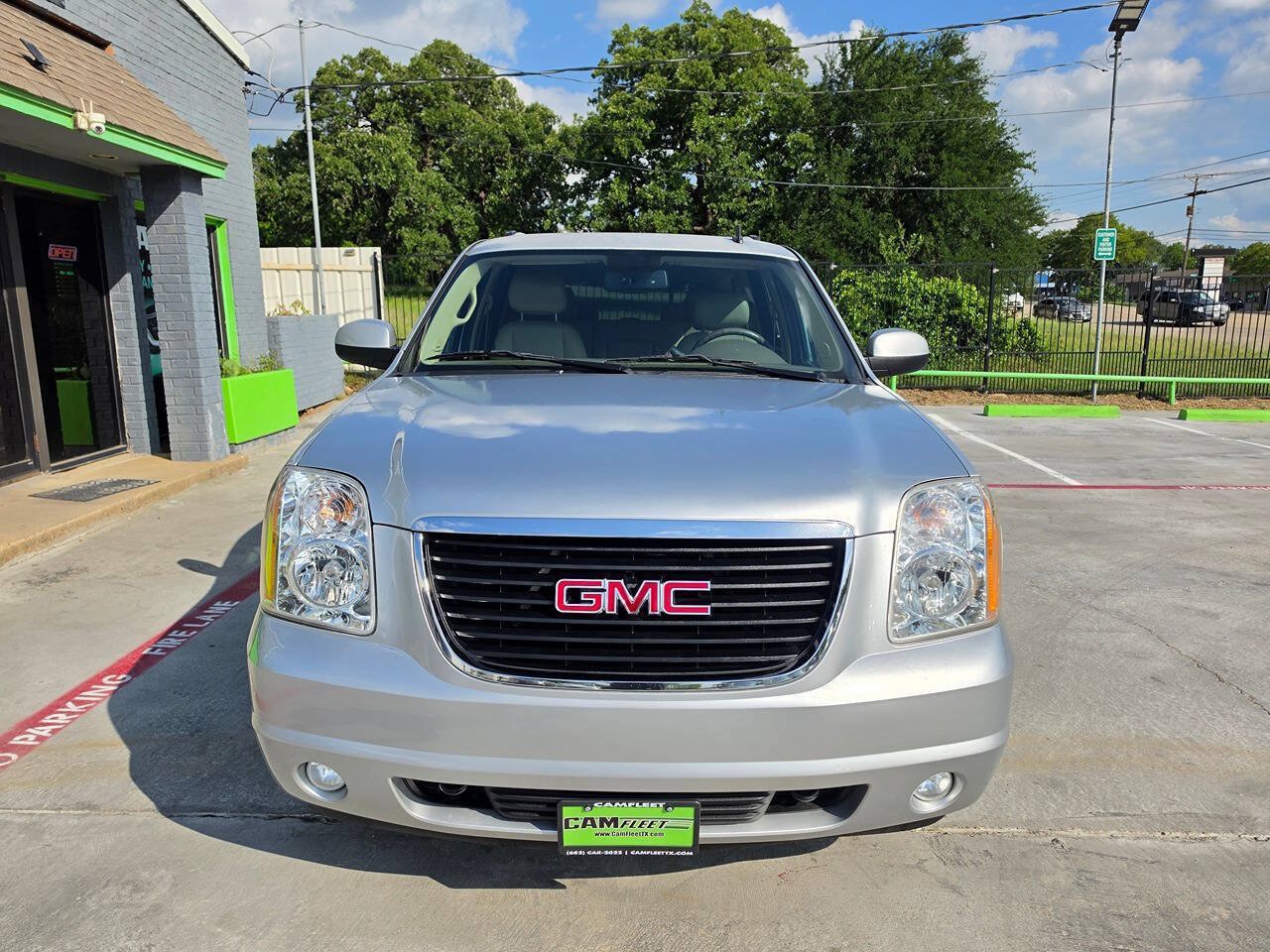 Used 2014 GMC Yukon XL SLT w/ SLT-2 Equipment Package RWD image 7