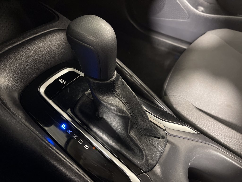 Used 2025 Toyota Corolla LE FWD image 22