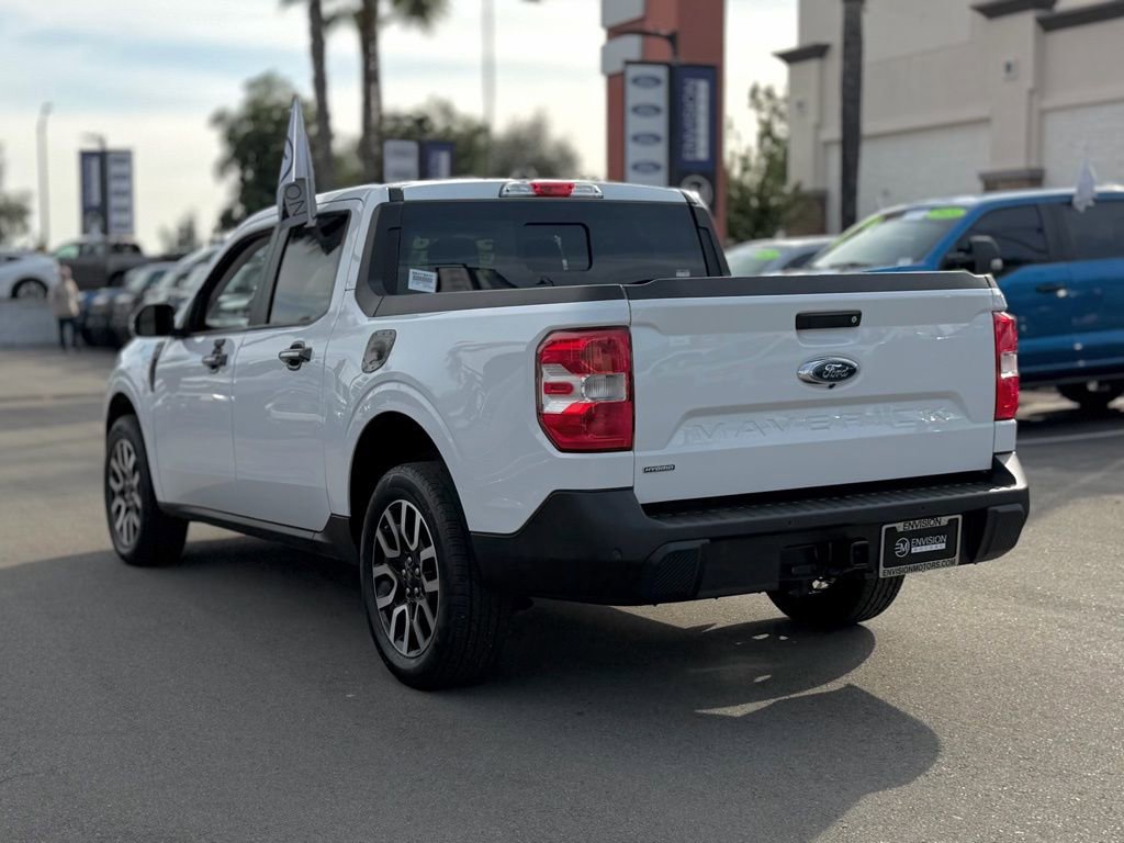 Certified 2024 Ford Maverick Lariat image 6