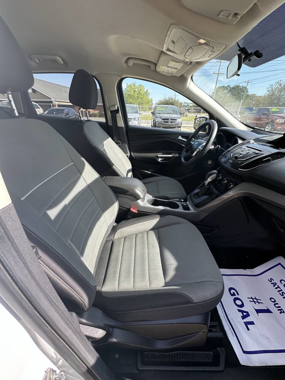 Used 2015 Ford Escape SE image 13