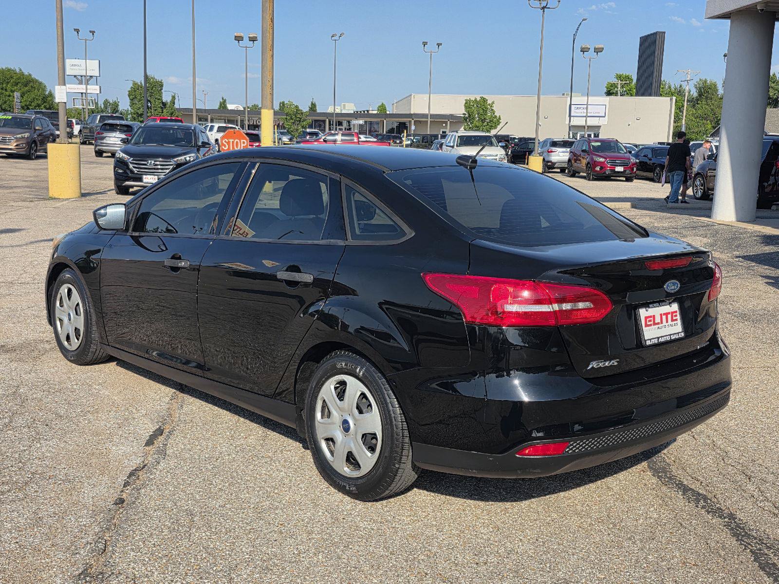 Used 2016 Ford Focus S FWD image 7