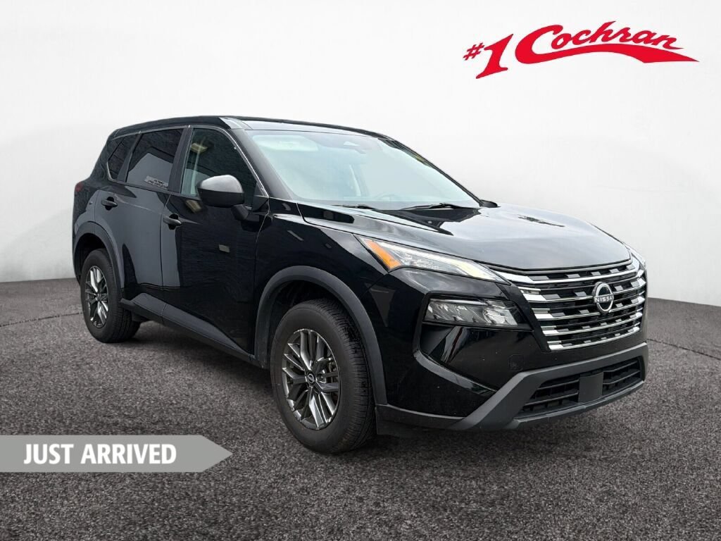Used 2024 Nissan Rogue S AWD/4WD image 1
