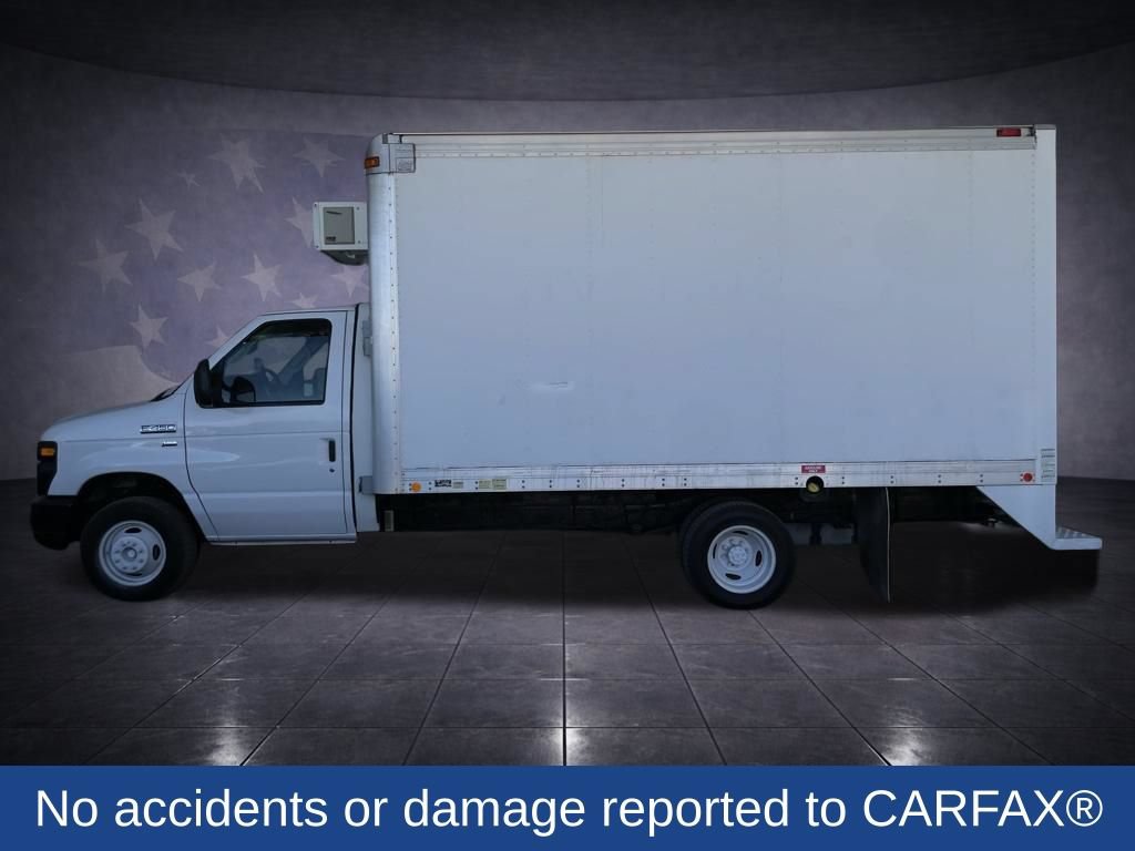 Used 2013 Ford E-450 and Econoline 450 Super Duty w/ PWR Locks & Windows Group RWD image 2