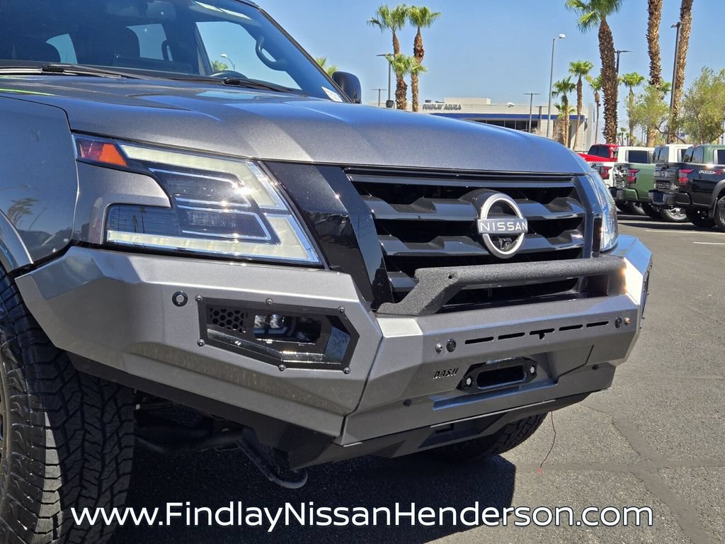 Used 2023 Nissan Armada SL w/ Midnight Edition Package AWD/4WD image 8