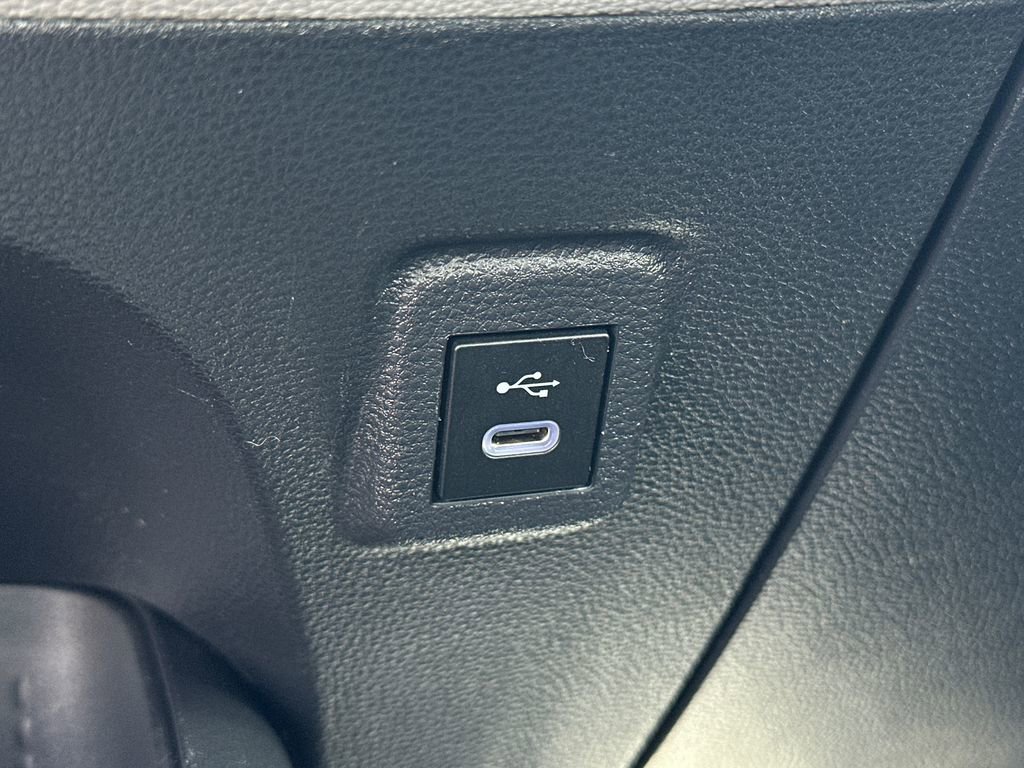 Used 2023 Toyota Corolla LE FWD image 28