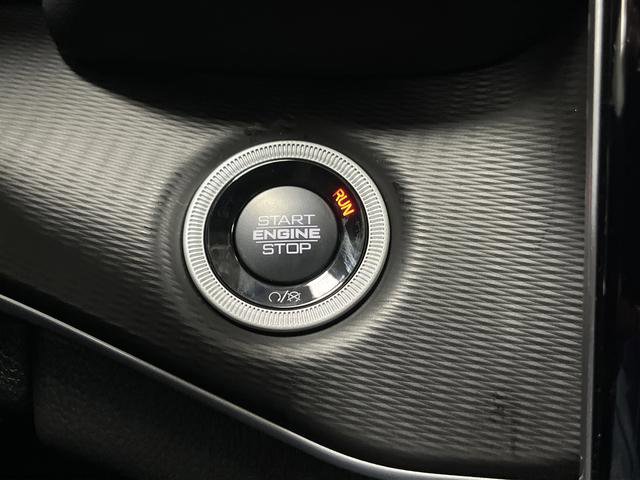 New 2025 Jeep Grand Cherokee Laredo X w/ Trailer Tow Package image 20