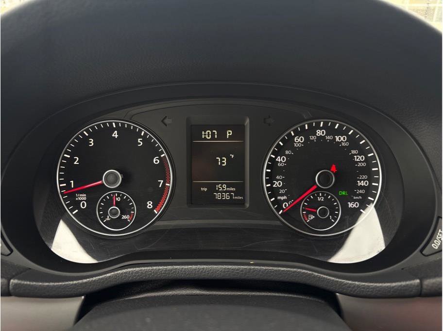 Used 2014 Volkswagen Passat 1.8T Wolfsburg Edition image 16