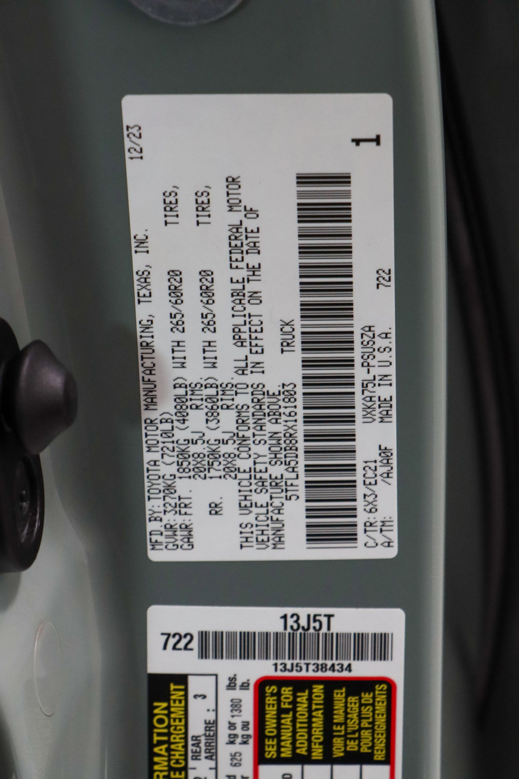 Used 2024 Toyota Tundra SR5 w/ SR5 Premium Package image 33