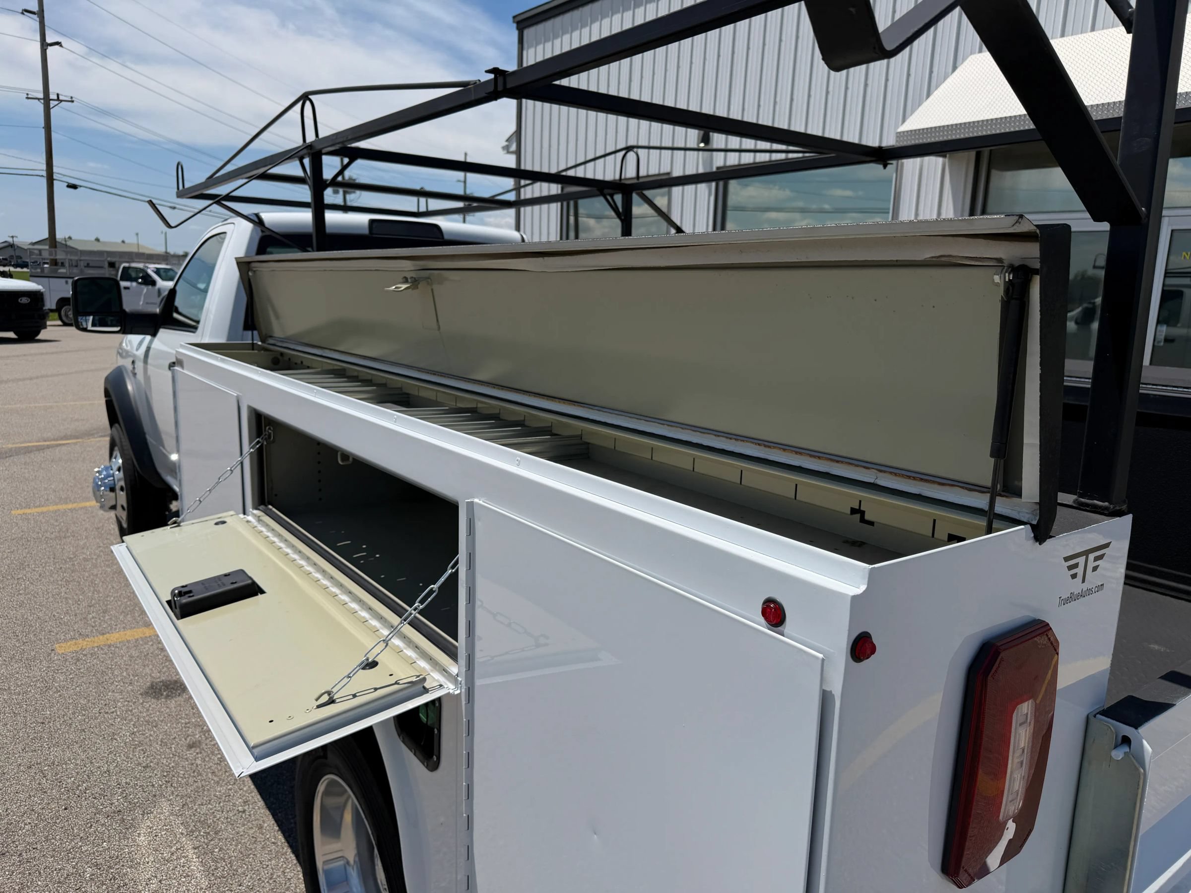 Used 2023 RAM 4500 Tradesman RWD image 8