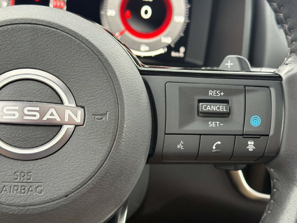 Used 2024 Nissan Rogue SL w/ SL Premium Package FWD image 12