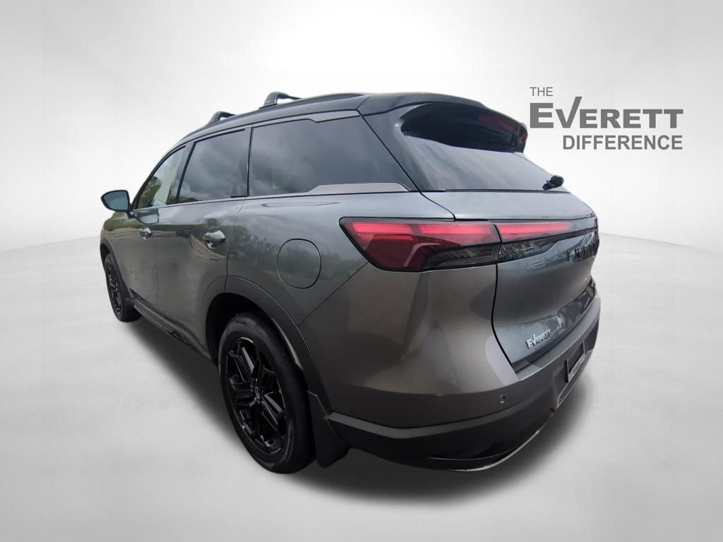 Used 2026 INFINITI QX60 Sport w/ Dark Cargo Package image 6