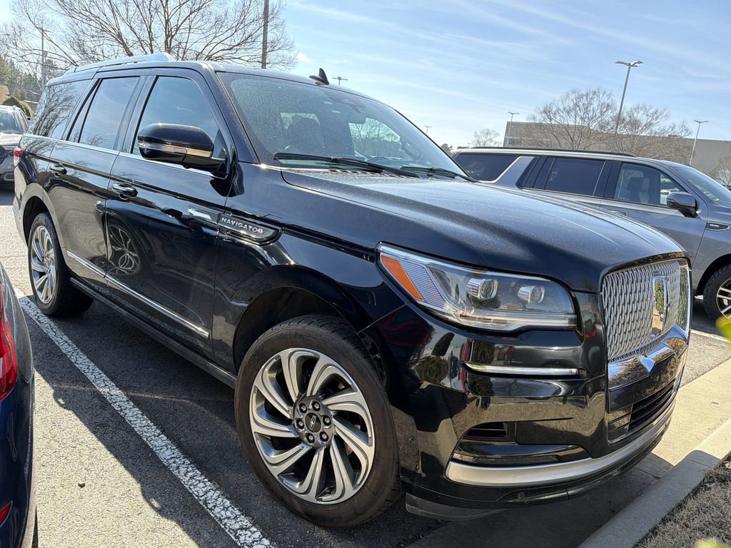 Used 2024 Lincoln Navigator Reserve image 6