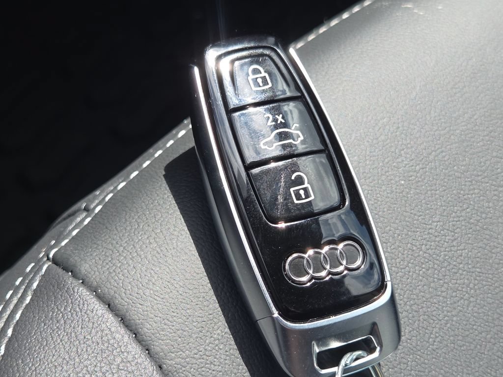 Certified 2026 Audi Q7 2.0T Premium AWD/4WD image 37