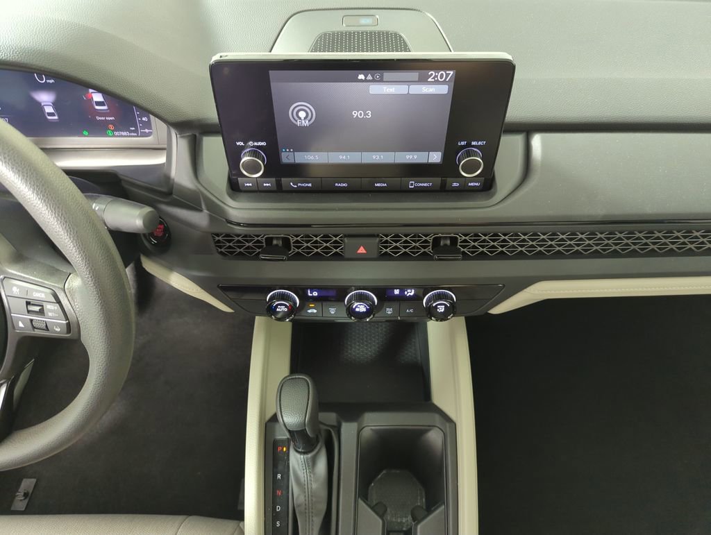 Certified 2025 Honda Accord LX image 15