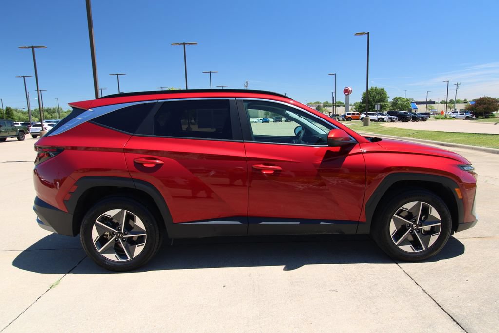 Used 2025 Hyundai Tucson SEL AWD/4WD image 4