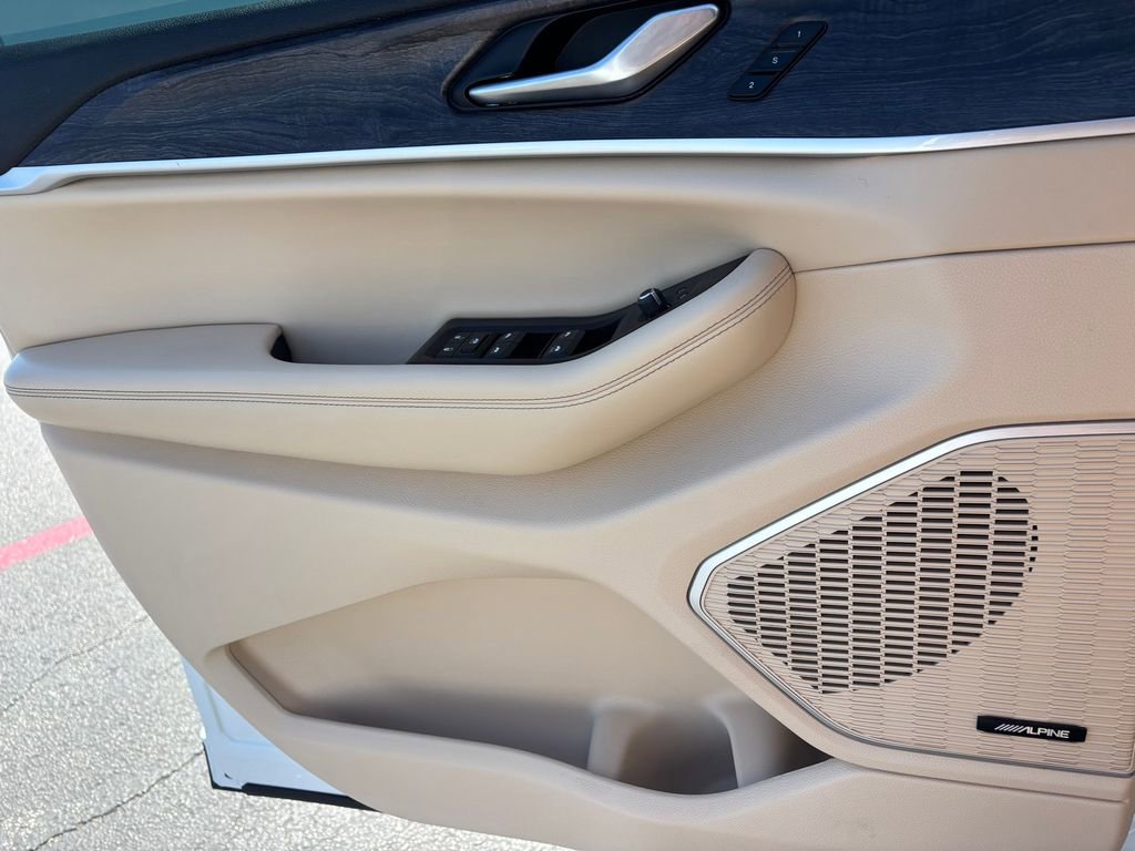 Used 2022 Jeep Grand Cherokee L Limited image 24