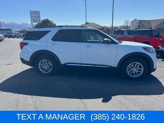 Used 2025 Ford Explorer Active video 1