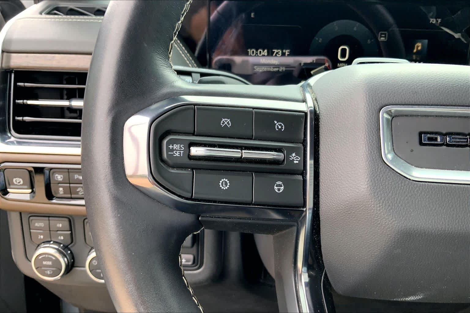 Certified 2025 GMC Yukon Denali Ultimate AWD/4WD image 23