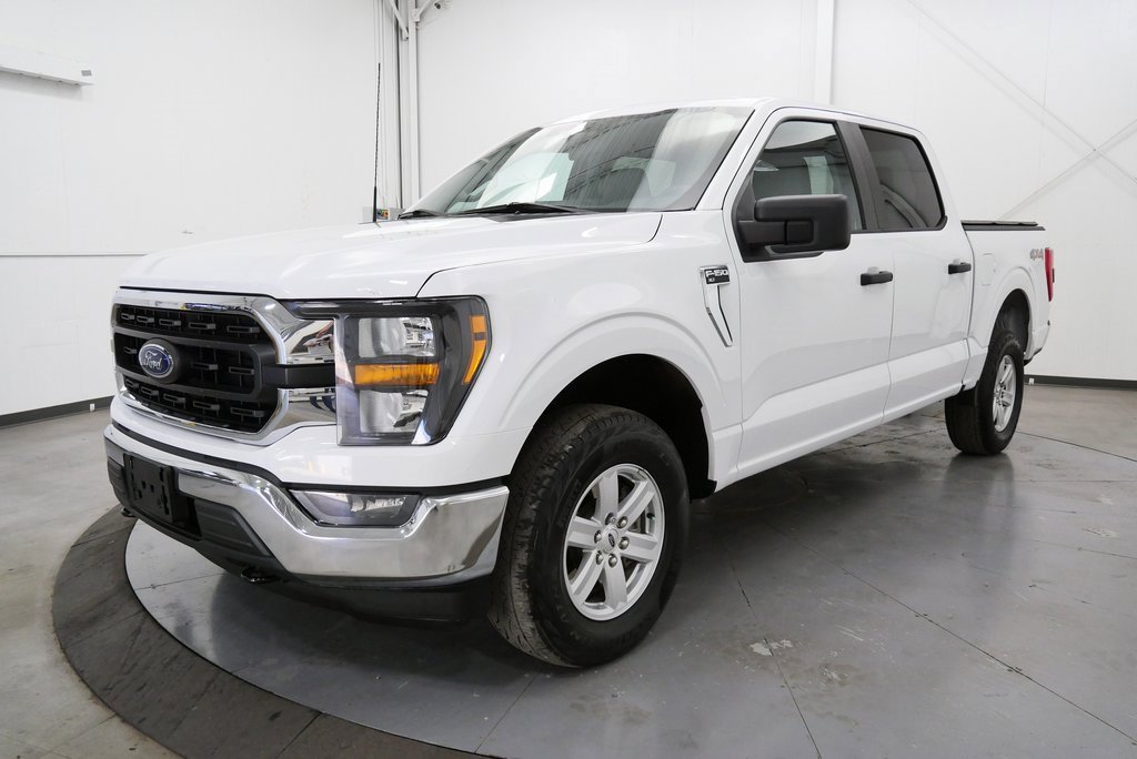 Used 2023 Ford F150 XLT image 3