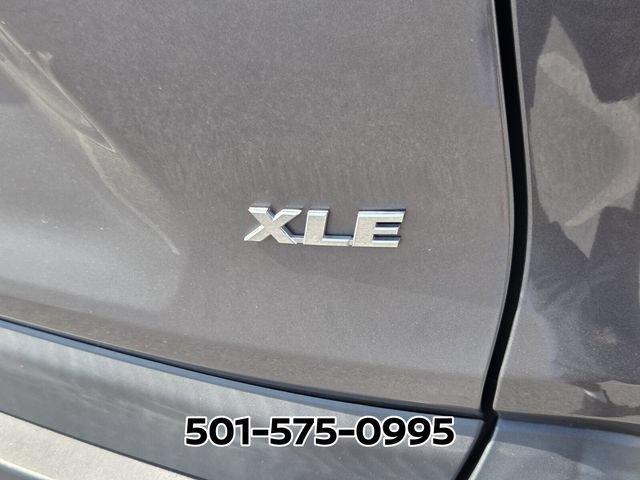 Used 2021 Toyota RAV4 XLE FWD image 10