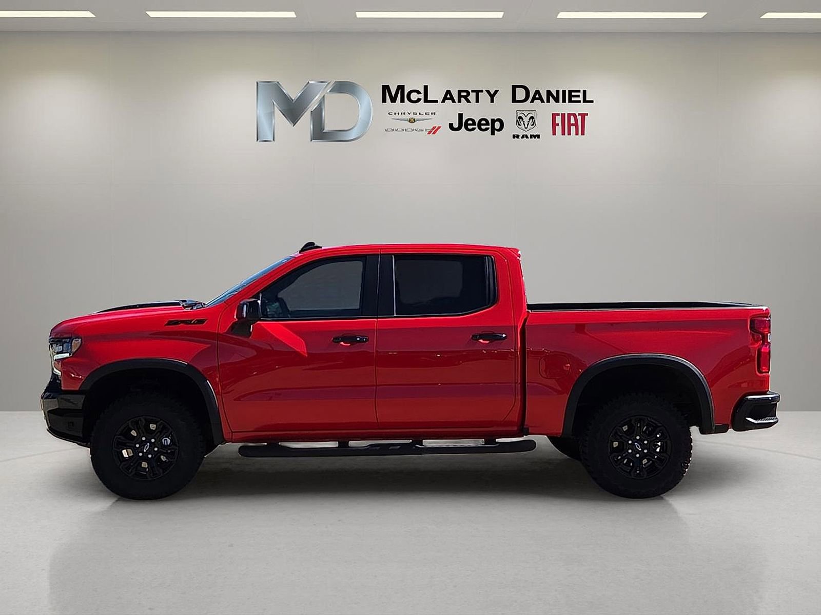 Used 2024 Chevrolet Silverado 1500 ZR2 w/ Technology Package image 3