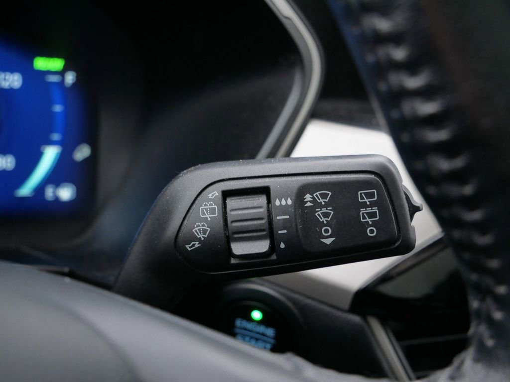 Used 2020 Ford Escape SE Sport image 25