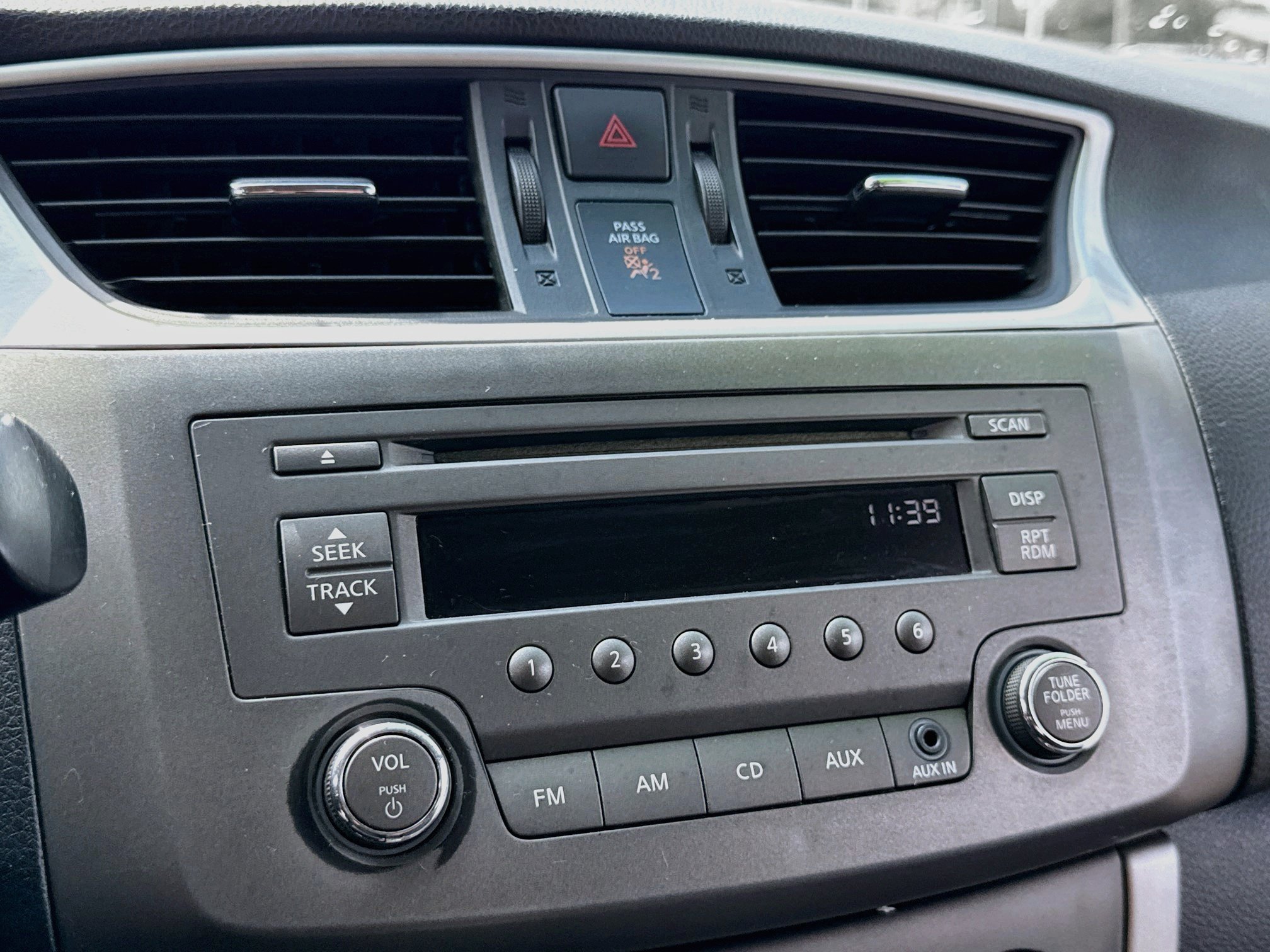 Used 2014 Nissan Sentra S FWD image 16