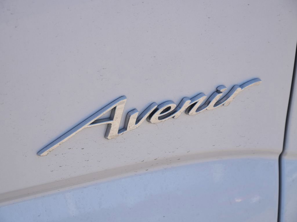 Used 2024 Buick Enclave Avenir w/ Avenir Technology Package image 11