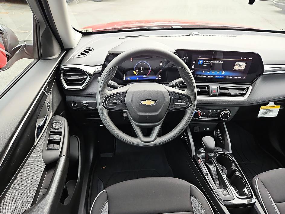 New 2026 Chevrolet TrailBlazer LS FWD image 12
