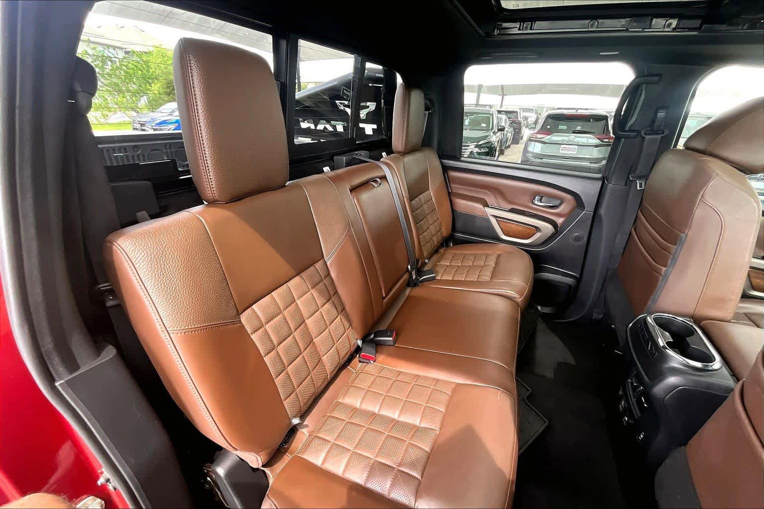 Used 2021 Nissan Titan Platinum Reserve w/ Moonroof Package AWD/4WD image 21