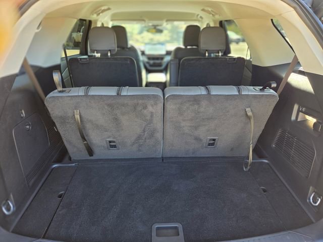 Used 2025 Ford Explorer Active w/ Active Comfort Package image 5