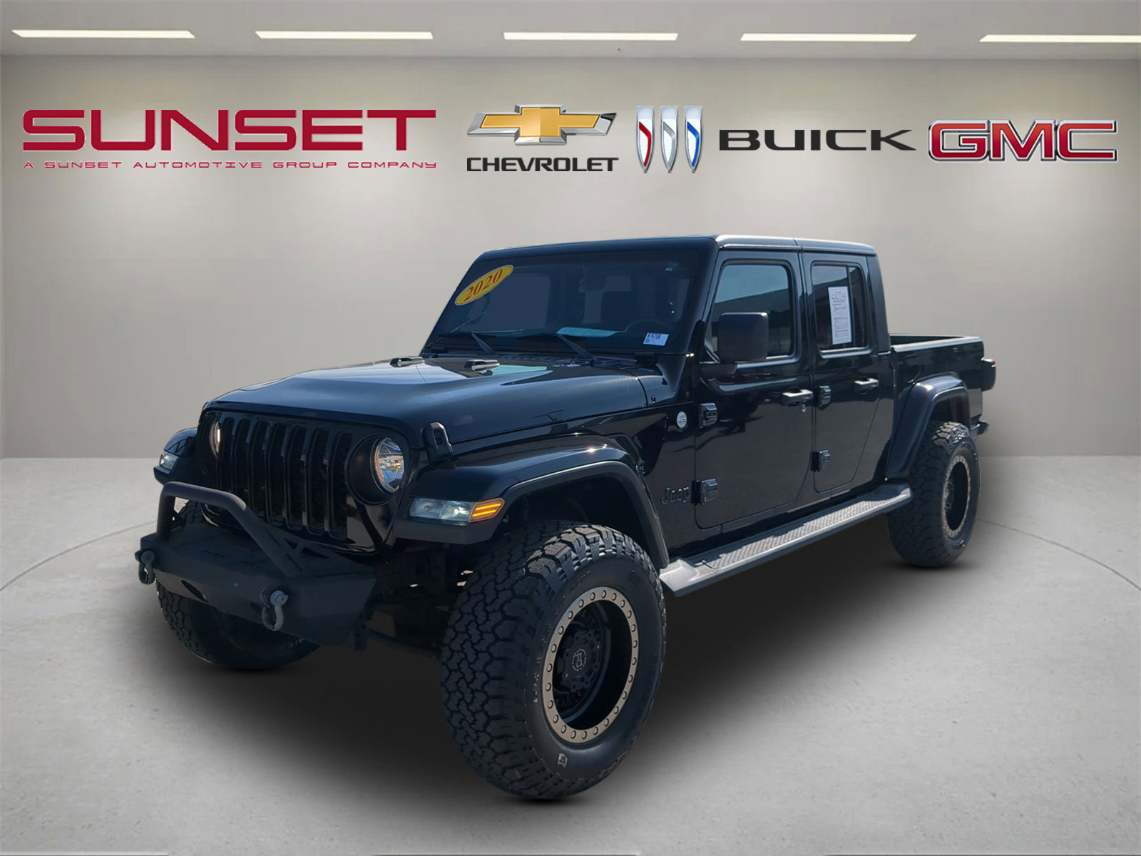 Used 2020 Jeep Gladiator Overland w/ Safety Group image 8