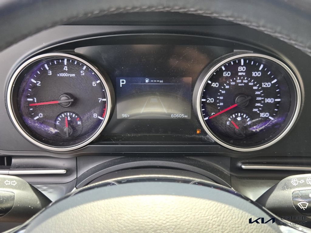 Certified 2022 Kia Carnival LX FWD image 22