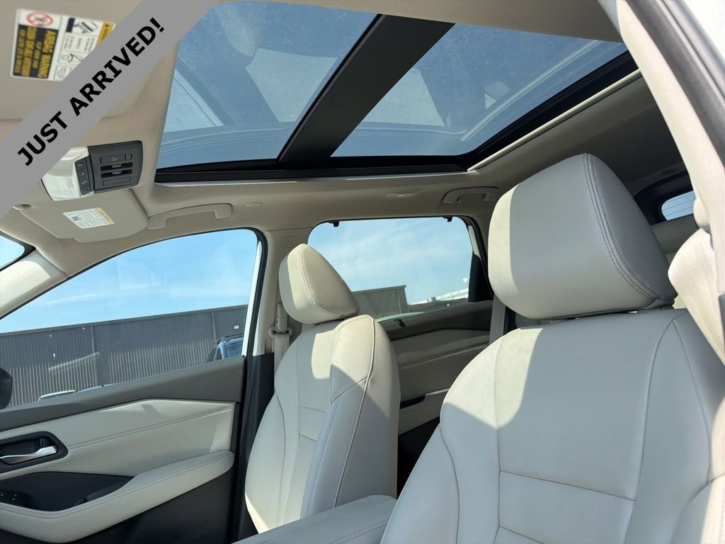 Certified 2023 Nissan Rogue SL w/ SL Premium Package image 11