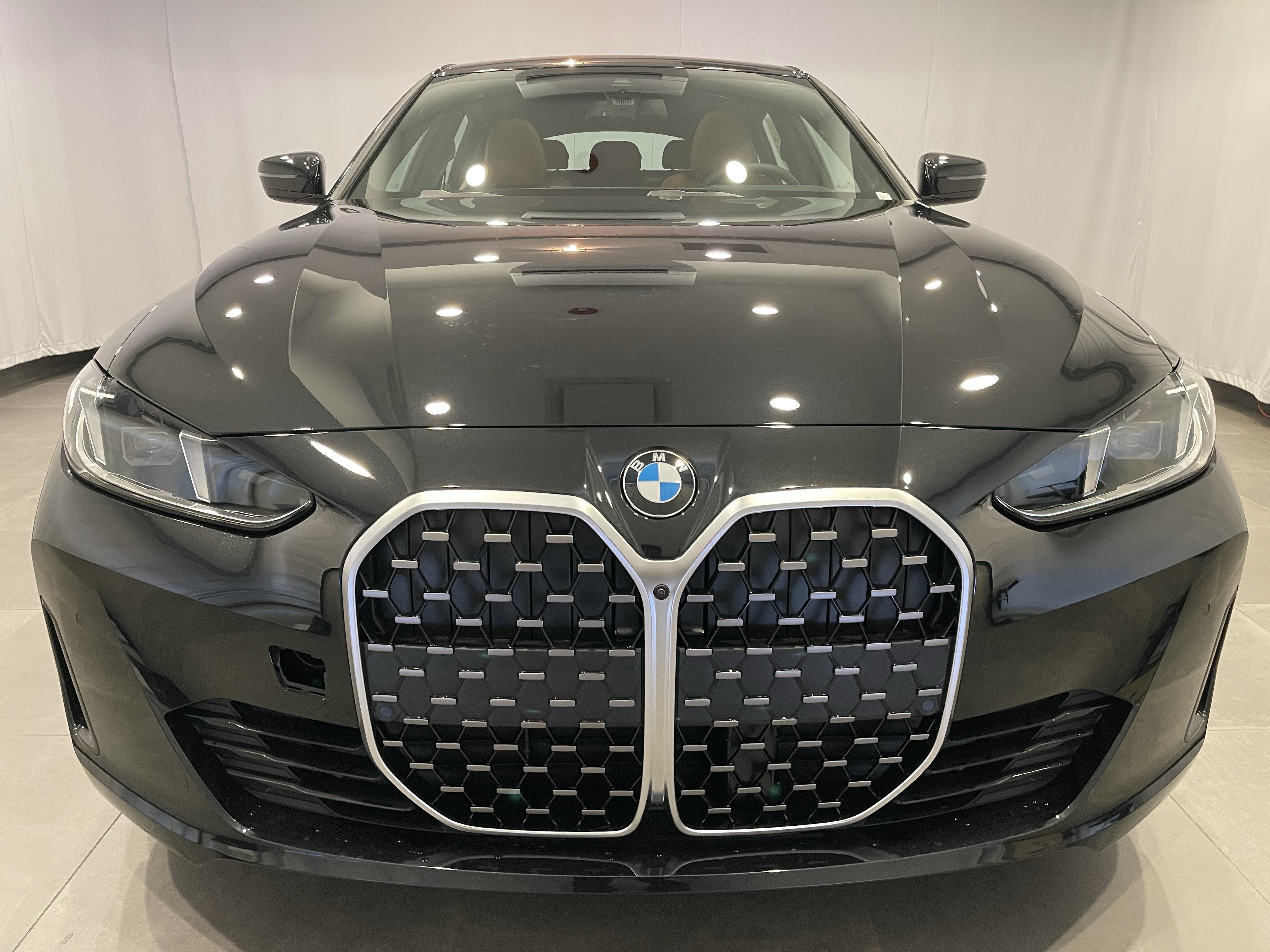 New 2026 BMW 430i xDrive w/ Premium Package AWD/4WD image 2