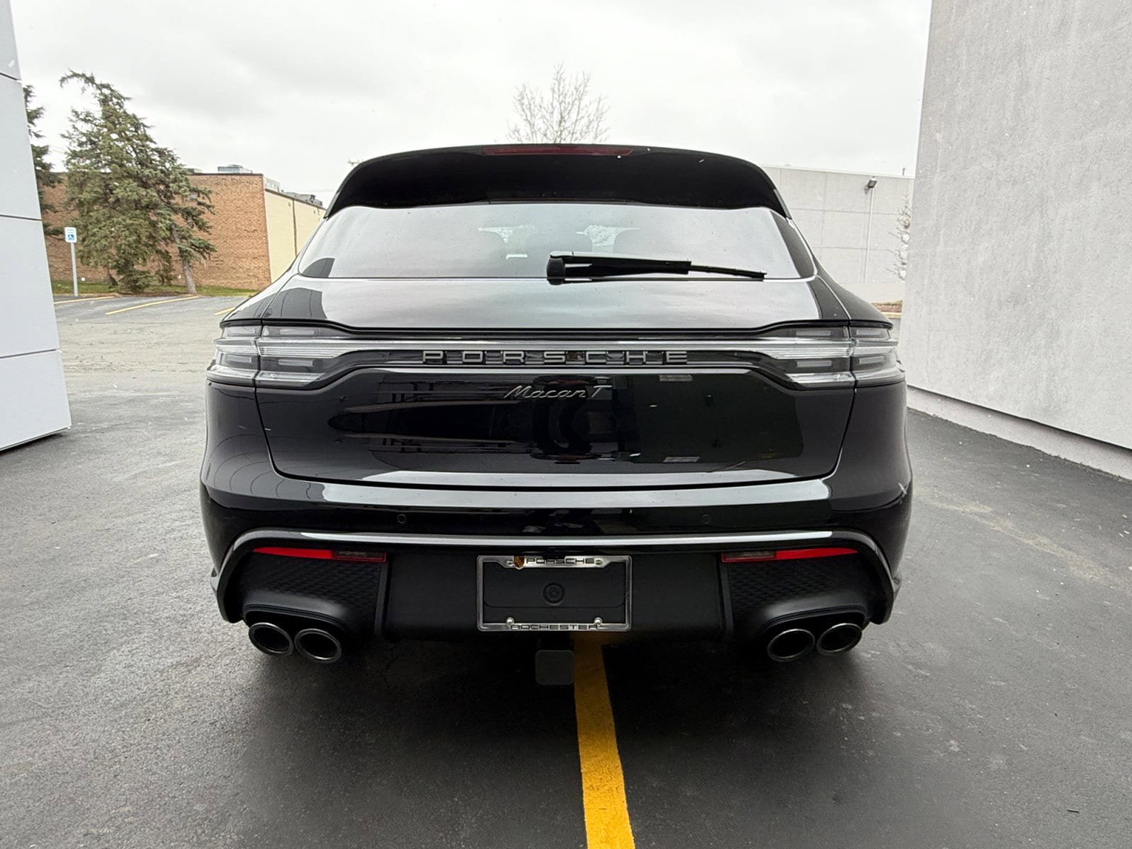 New 2026 Porsche Macan Turbo AWD/4WD image 11
