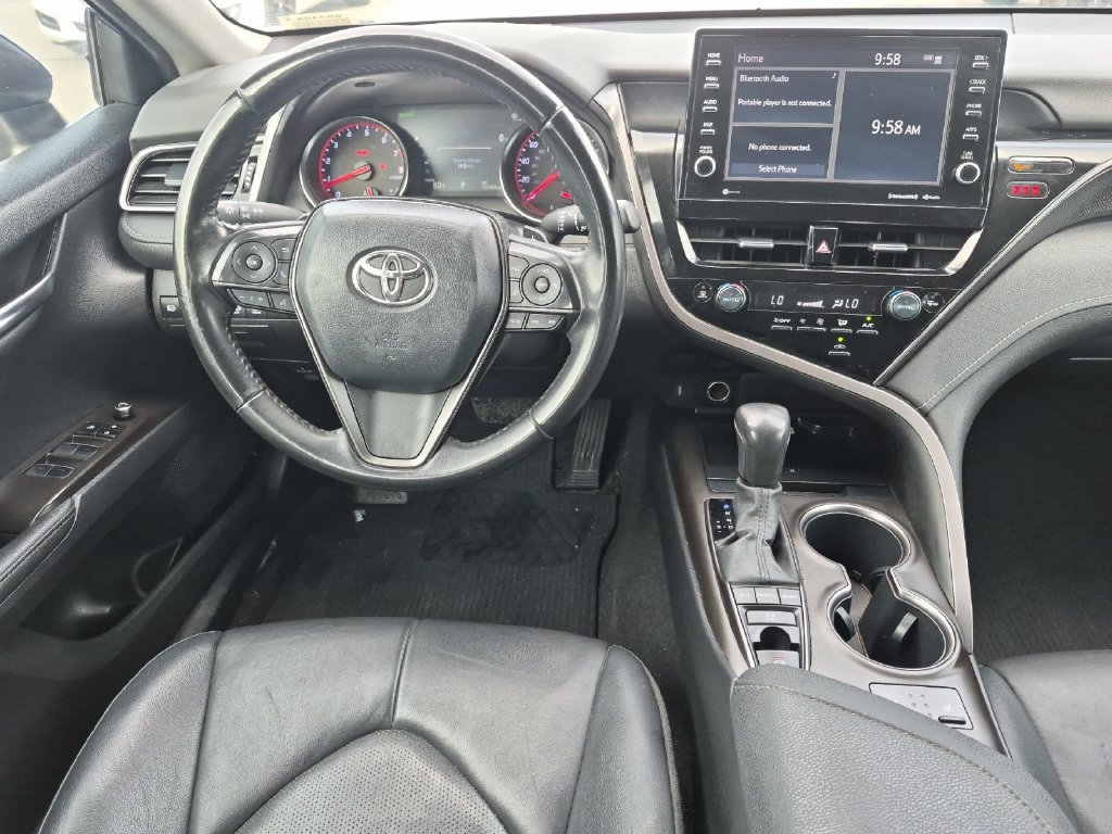Used 2023 Toyota Camry XSE FWD image 10