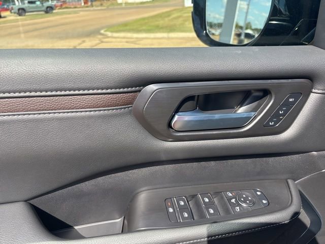 New 2026 Nissan Armada Platinum image 11