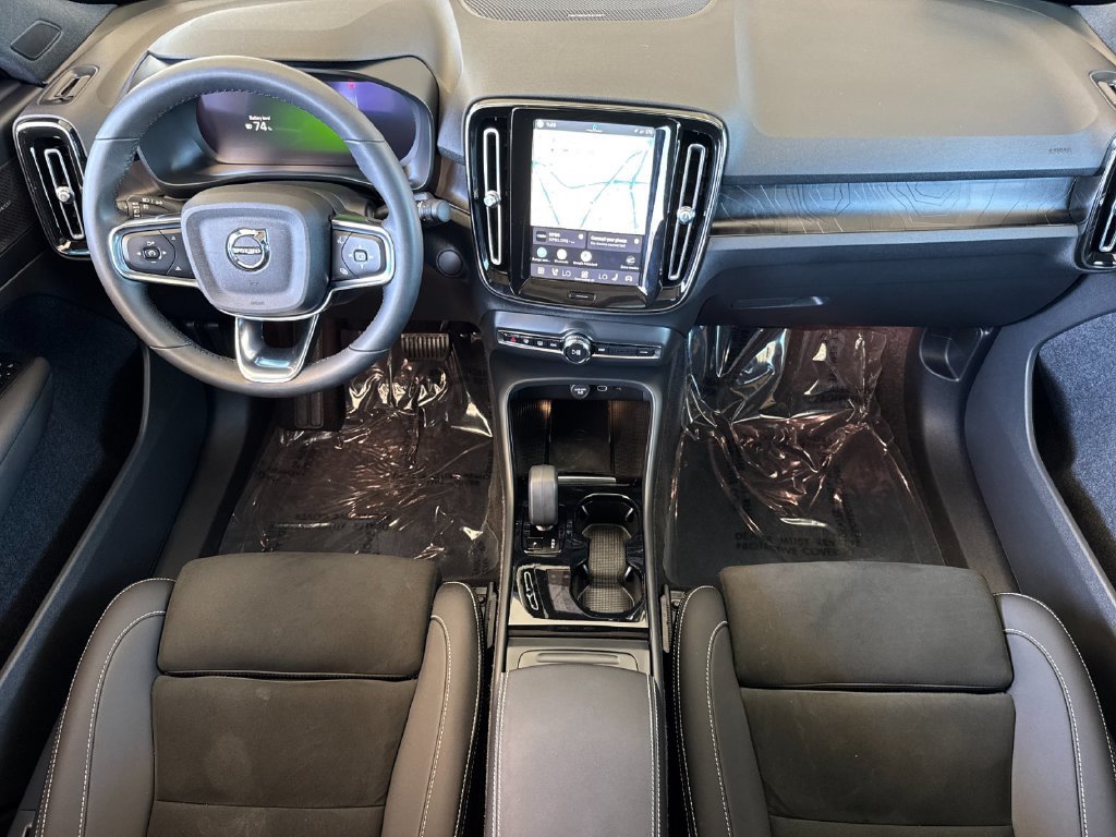 Certified 2023 Volvo C40 P8 Recharge Ultimate AWD/4WD image 12