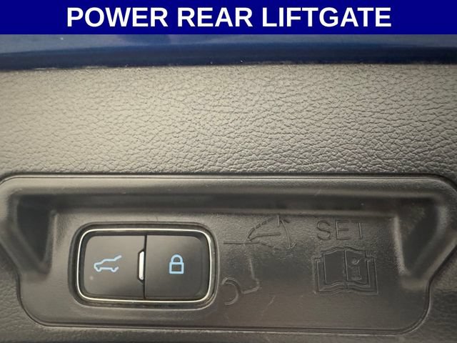 Used 2022 Ford Explorer XLT w/ Equipment Group 202A AWD/4WD image 28