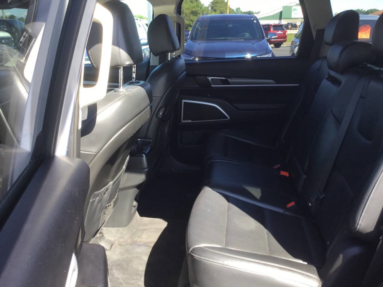 Used 2020 Kia Telluride LX image 4