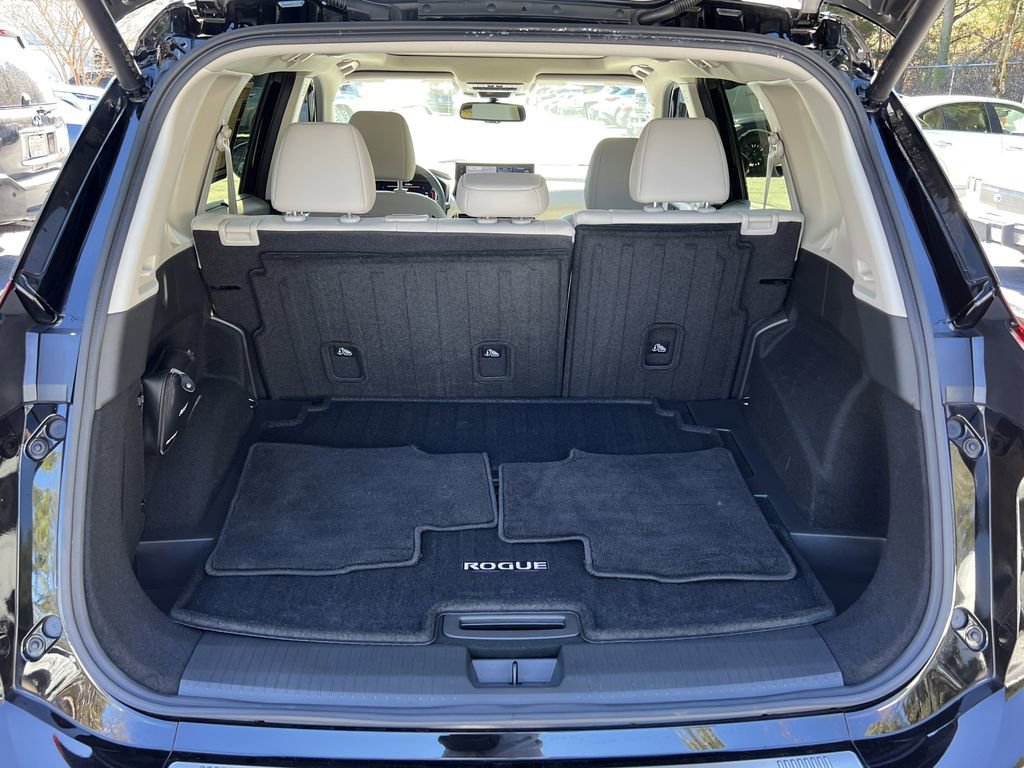 Used 2024 Nissan Rogue SL w/ SL Premium Package image 8