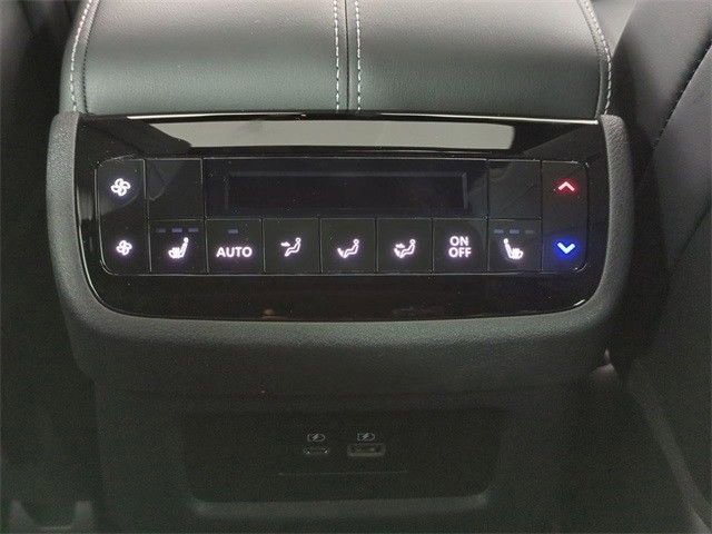 Certified 2025 INFINITI QX60 Luxe w/ Black Edition image 21