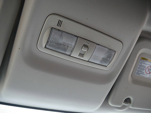 Used 2018 Nissan NV 2500 SV image 28