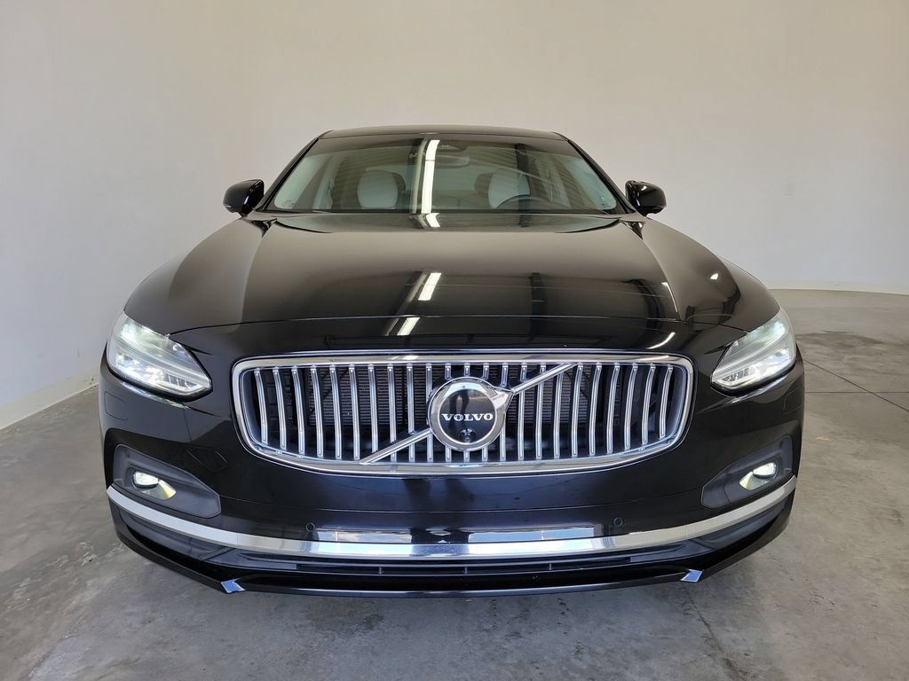 Used 2023 Volvo S90 B6 Plus AWD/4WD image 2