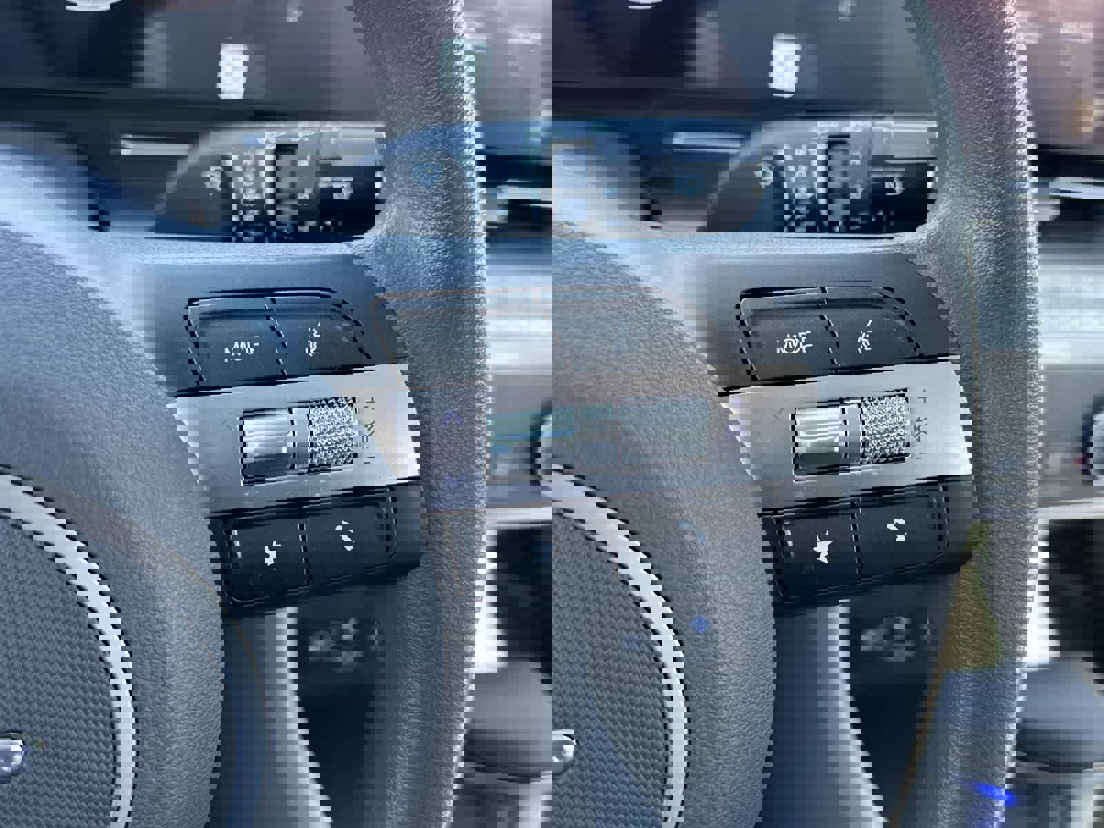 Certified 2025 Hyundai Kona SE image 11