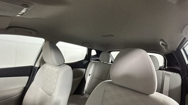 Used 2018 Nissan Rogue Sport SV w/ SV All-Weather Package FWD image 12