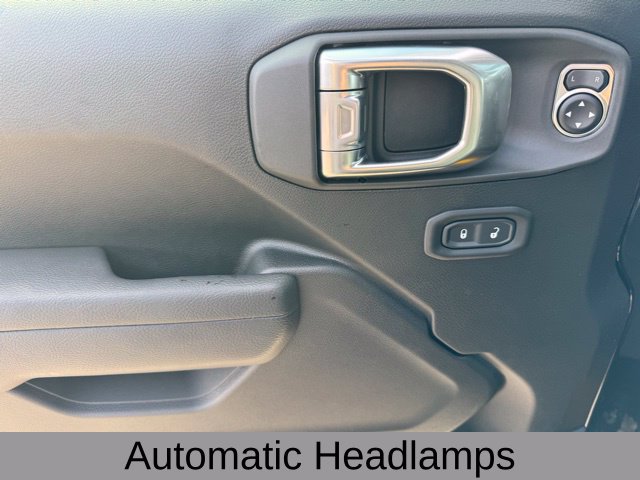 New 2026 Jeep Gladiator Sport AWD/4WD image 13