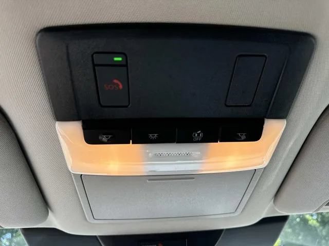 Used 2025 Nissan Pathfinder SV AWD/4WD image 45