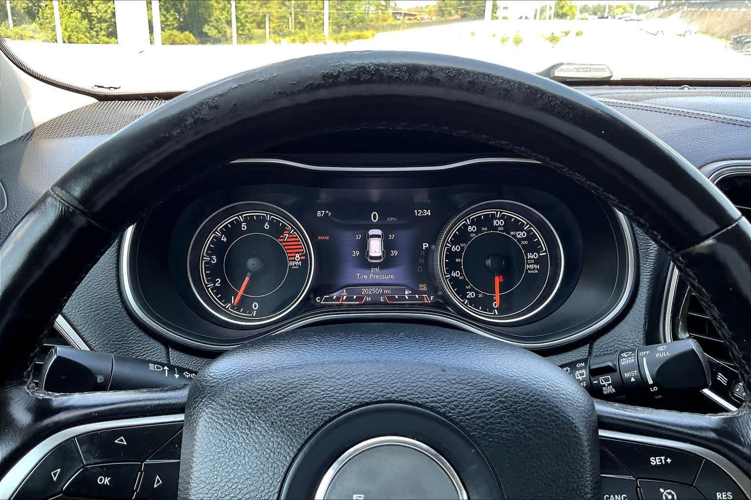 Used 2020 Jeep Cherokee Limited AWD/4WD image 24